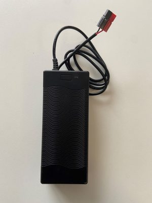 V9-B Battery Charger - C4993